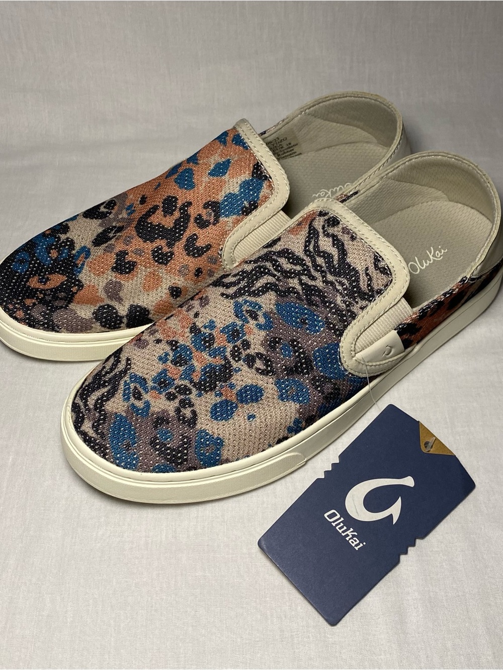 NWT OluKai Womens Pahuea Slip-On Sneakers Shoes Cloudy Multicolored Size 8